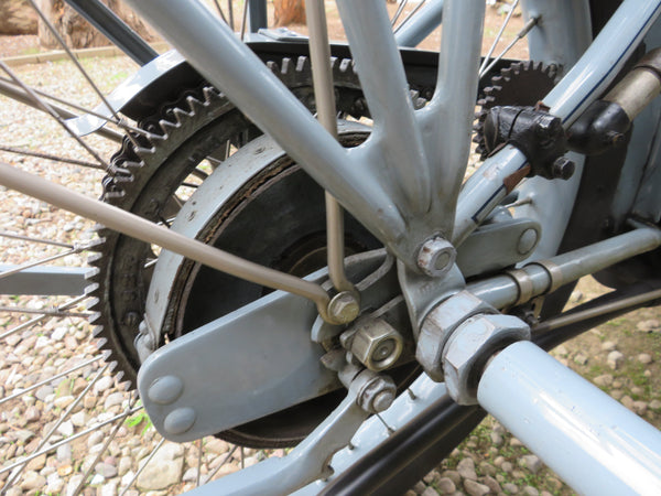 1915 Harley Davidson Model with Original 1915 Harley Davidson Sidecar