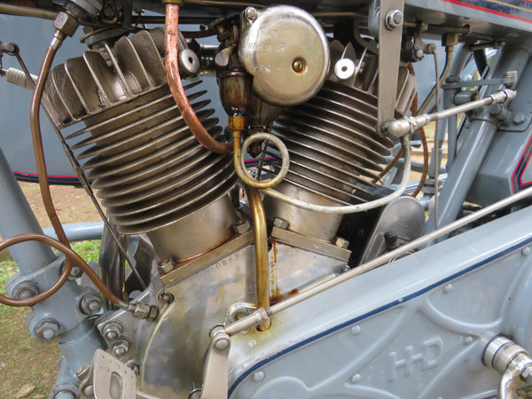 1915 Harley Davidson Model with Original 1915 Harley Davidson Sidecar