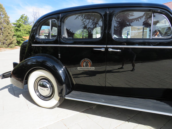 1937 BUICK ROADMASTER  Series 80 Model 81 F  Formal Sedan