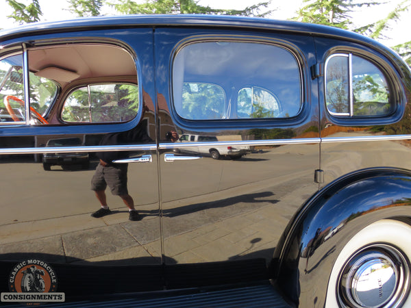 1937 BUICK ROADMASTER  Series 80 Model 81 F  Formal Sedan